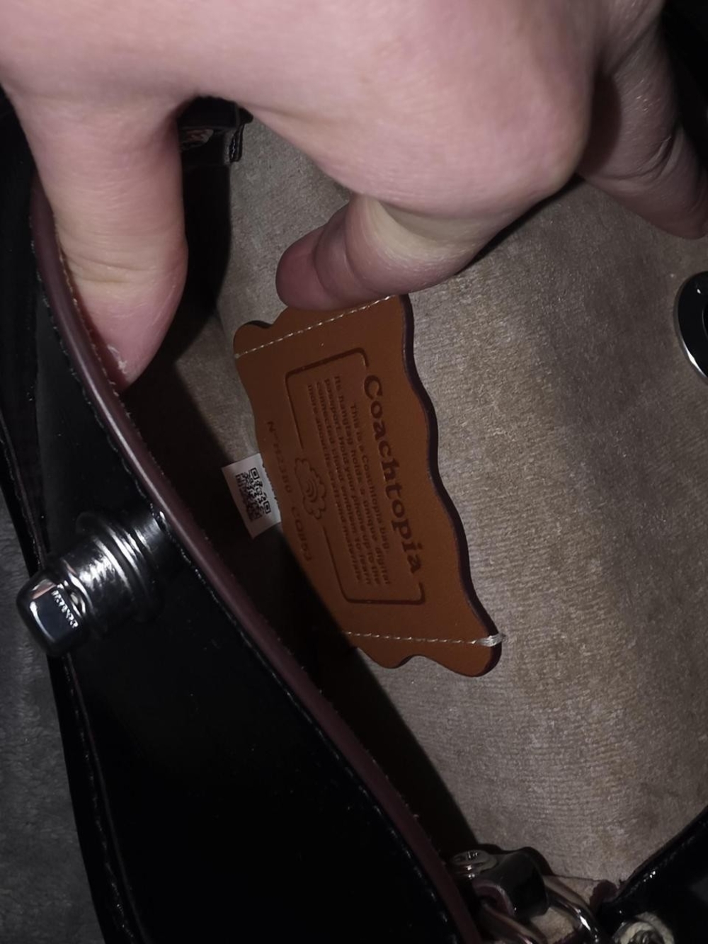 NWT! Coachtopia MINI Wavy Dinky bag in black patent leather - Picture 5 of 7